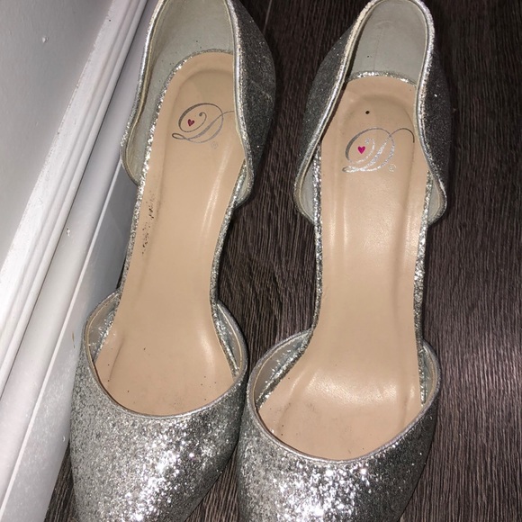 🌟2 for 30 Silver pointed toe stiletto - Picture 2 of 4